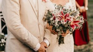 Leia mais sobre o artigo Casamento e férias: aprenda a se planejar